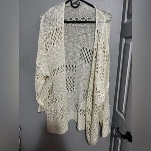 Women’s Cream Lightweight Sweater from Tik Tok Shop XXL 3/4 sleeves